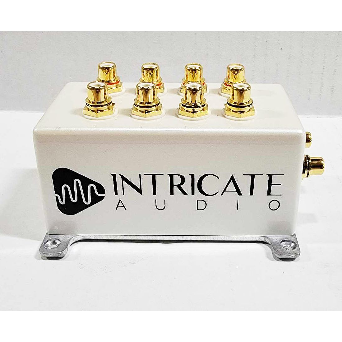 Intricate Audio 1-Pair to 4-Pair RCA Distribution Box