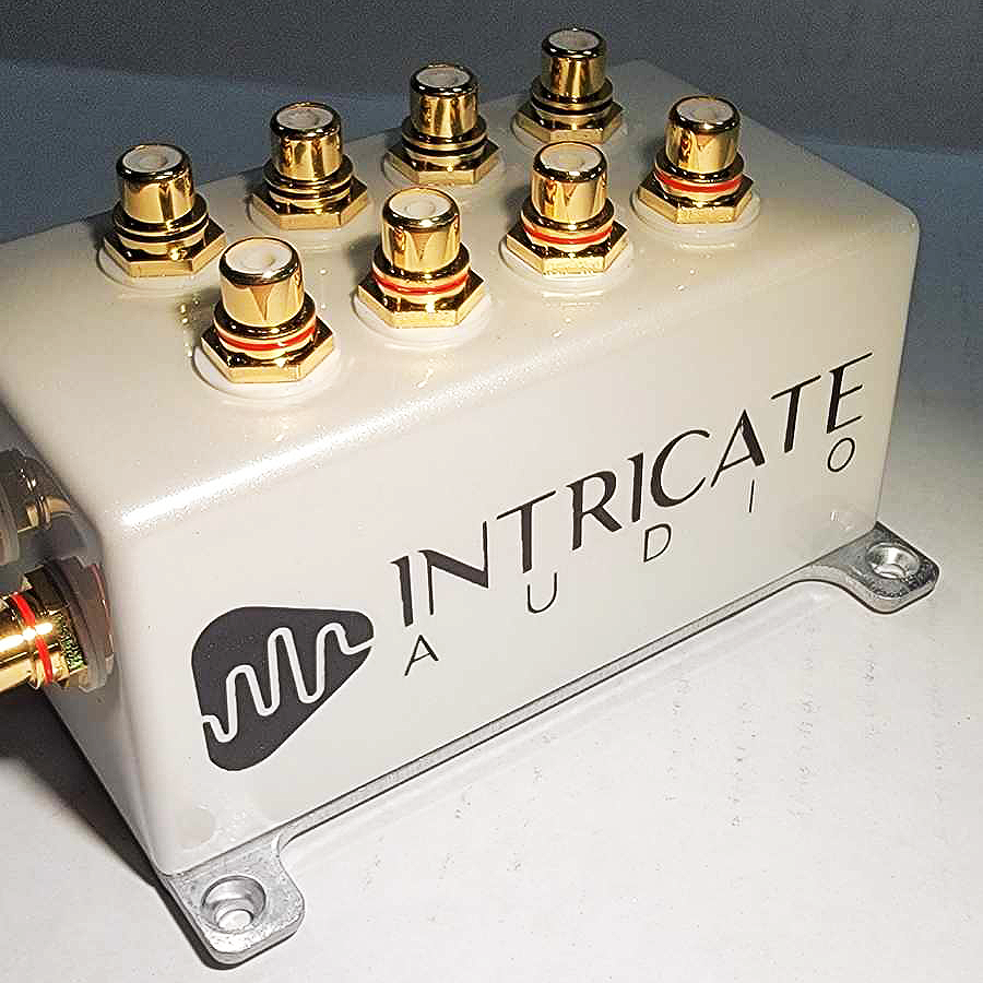 Intricate Audio 1-Pair to 4-Pair RCA Distribution Box