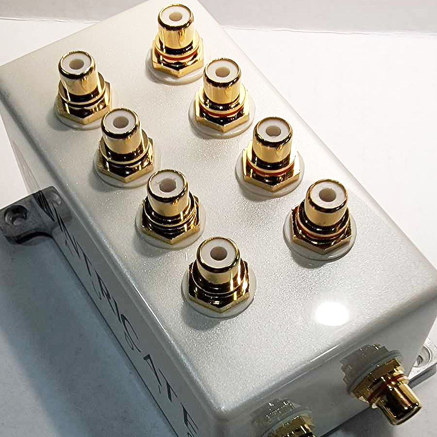Intricate Audio 1-Pair to 4-Pair RCA Distribution Box